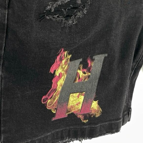 Homme + Femme NEW Distressed Flames Logo Jean Shorts Mens Sz 28 Black Stretch - Picture 3 of 11